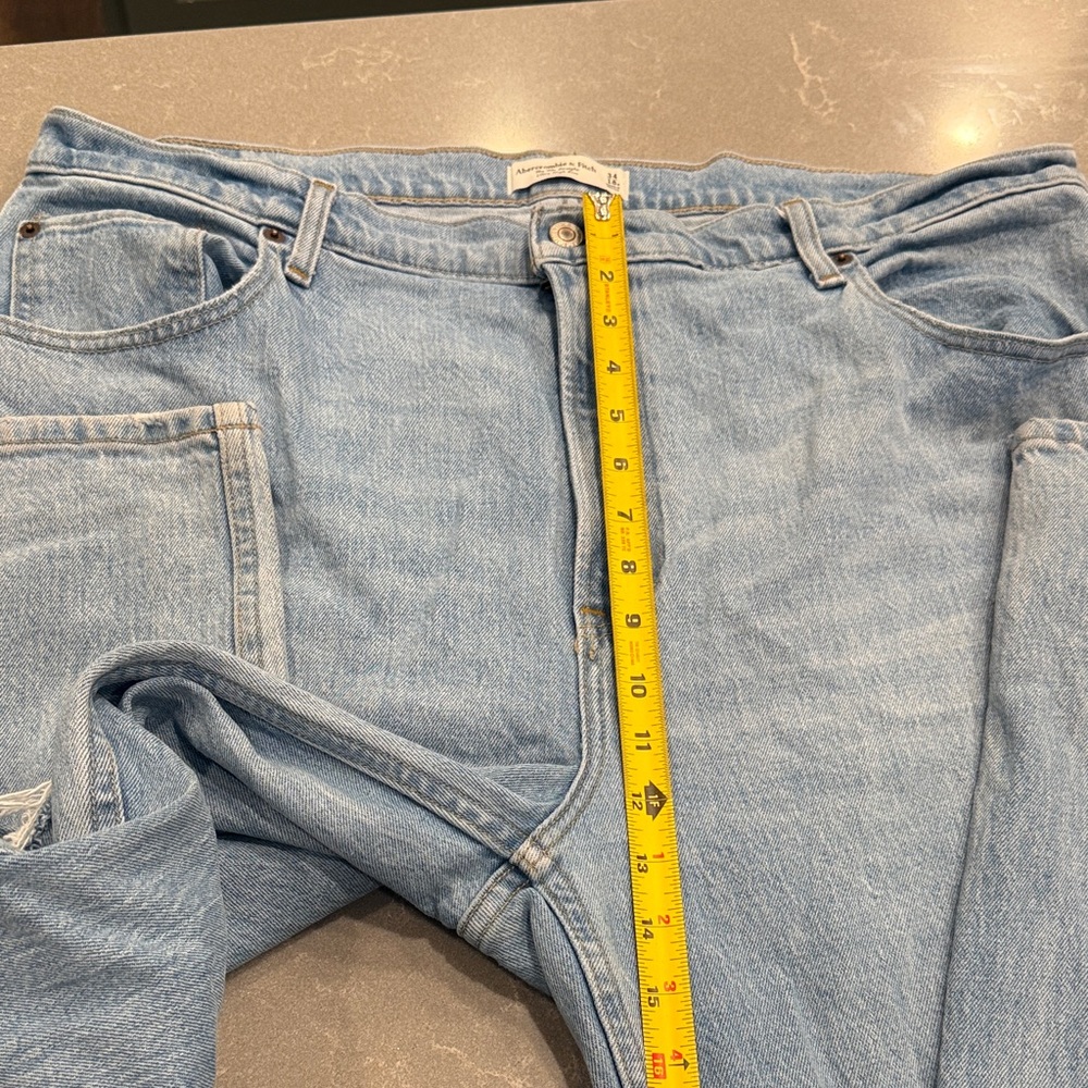 Abercrombie & Fitch Light Blue High Rise Women Jeans - Picture 4 of 7